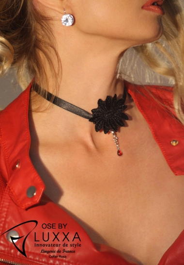 OSE by Luxxa ROSA GUIPURE NECKLACE